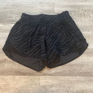 Size 4 tall and long lululemon zebra print hotty hots!